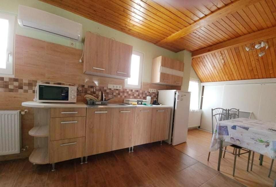 Maroni Haz Appartement Zalakaros Buitenkant foto